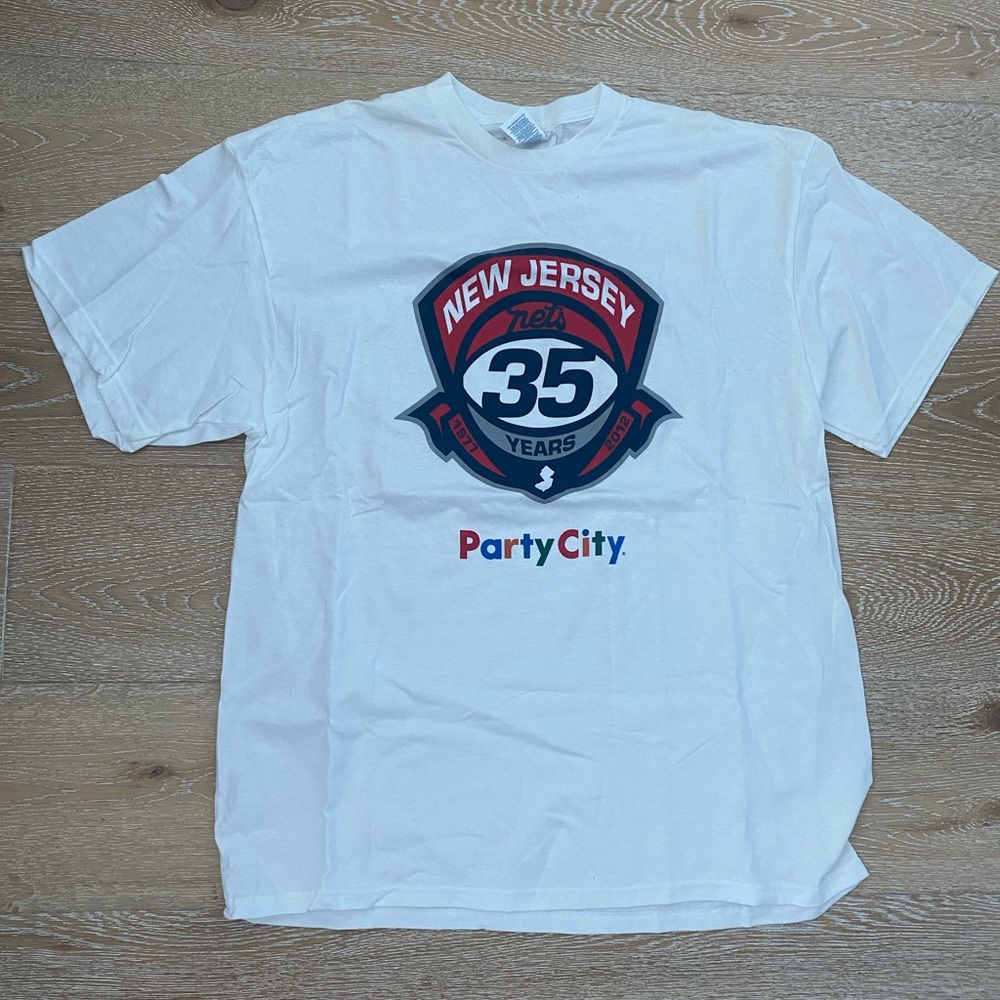 Vintage promo T-shirt from the New Jersey nets 2012 season mens size xl BN